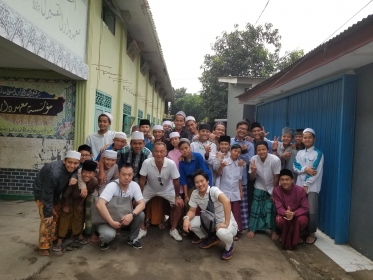 インドネシア 孤児院慰問