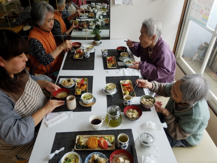 日新堂季節の美味しいご飯