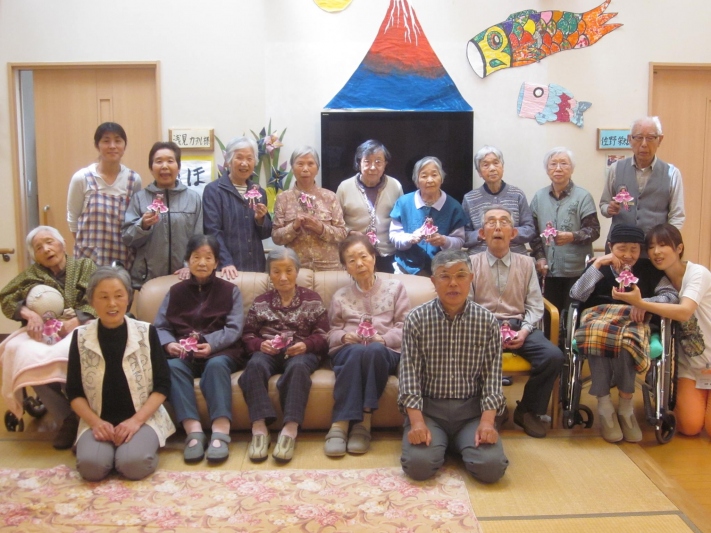 紙粘土教室が開催されました☆